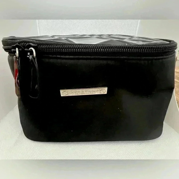 BURBERRY Fragrance | travel case/bag - Picture 1 of 16